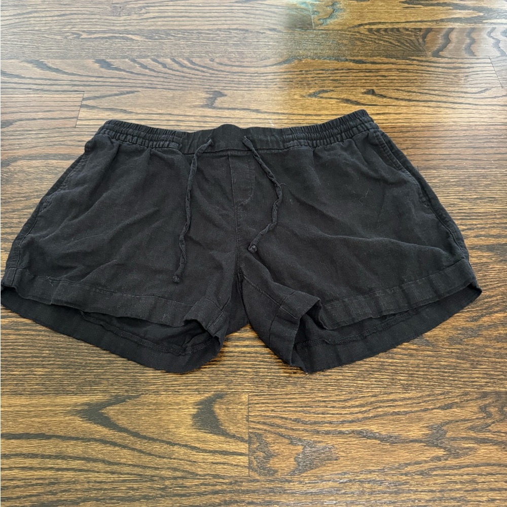 Old navy large black shorts